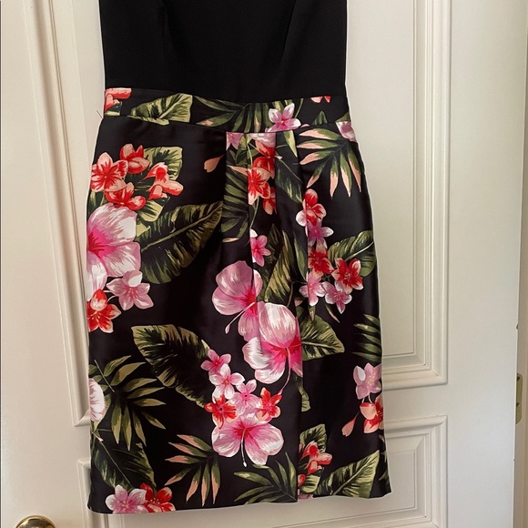 Signature by Sangria Black Dress - Picture 3 of 6